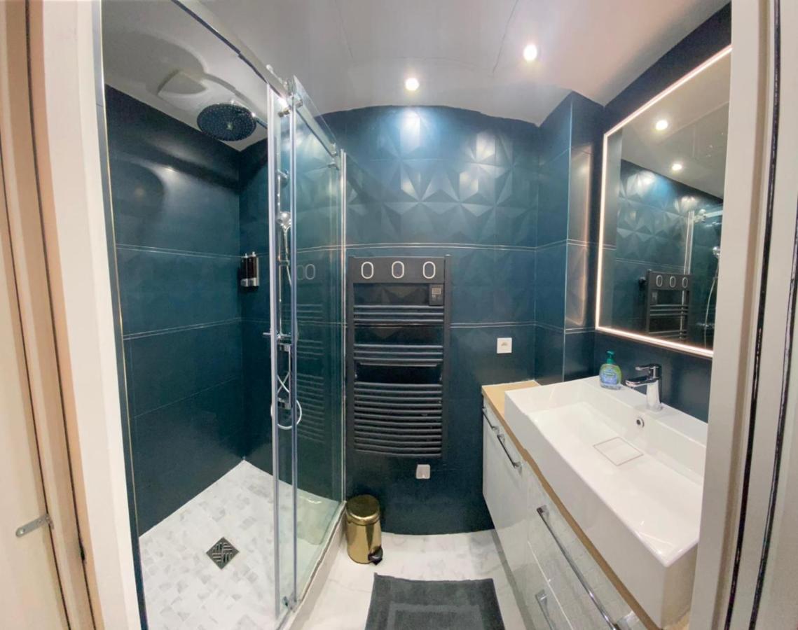 Beautiful mini Loft near Saint-Lazare Aparthotel Paris Exterior foto